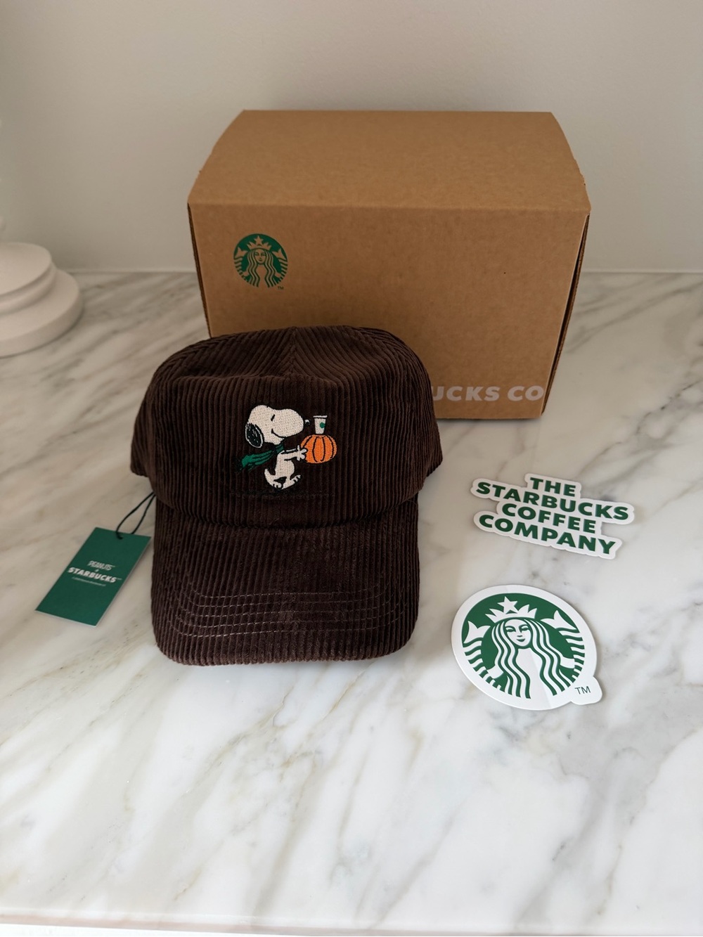 NWT Starbucks Brown Corduroy Snoopy Pumpkin Hat reserve member collection